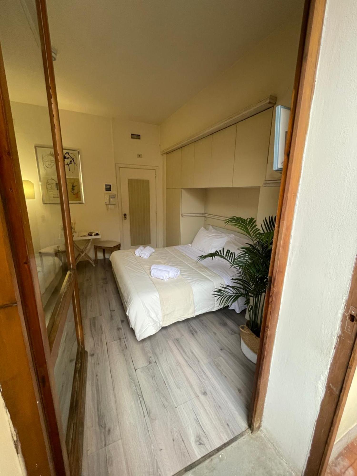 Charming Studio Next To The Duomo Florenz Exterior foto